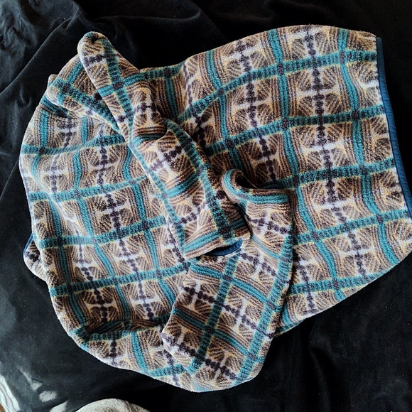 Patagonia fleece size small - Picture 3 of 4